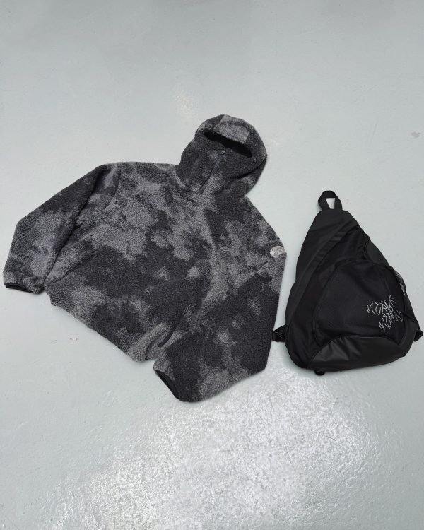467014872_1708277216622588_80874433587617884_n-600x750-1 A Mertra Ninja Hoodie & Bags Set