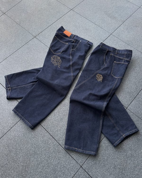 475652281_18022457783641675_2920947477660598019_n-600x750-2 A Mertra Navy Jeans